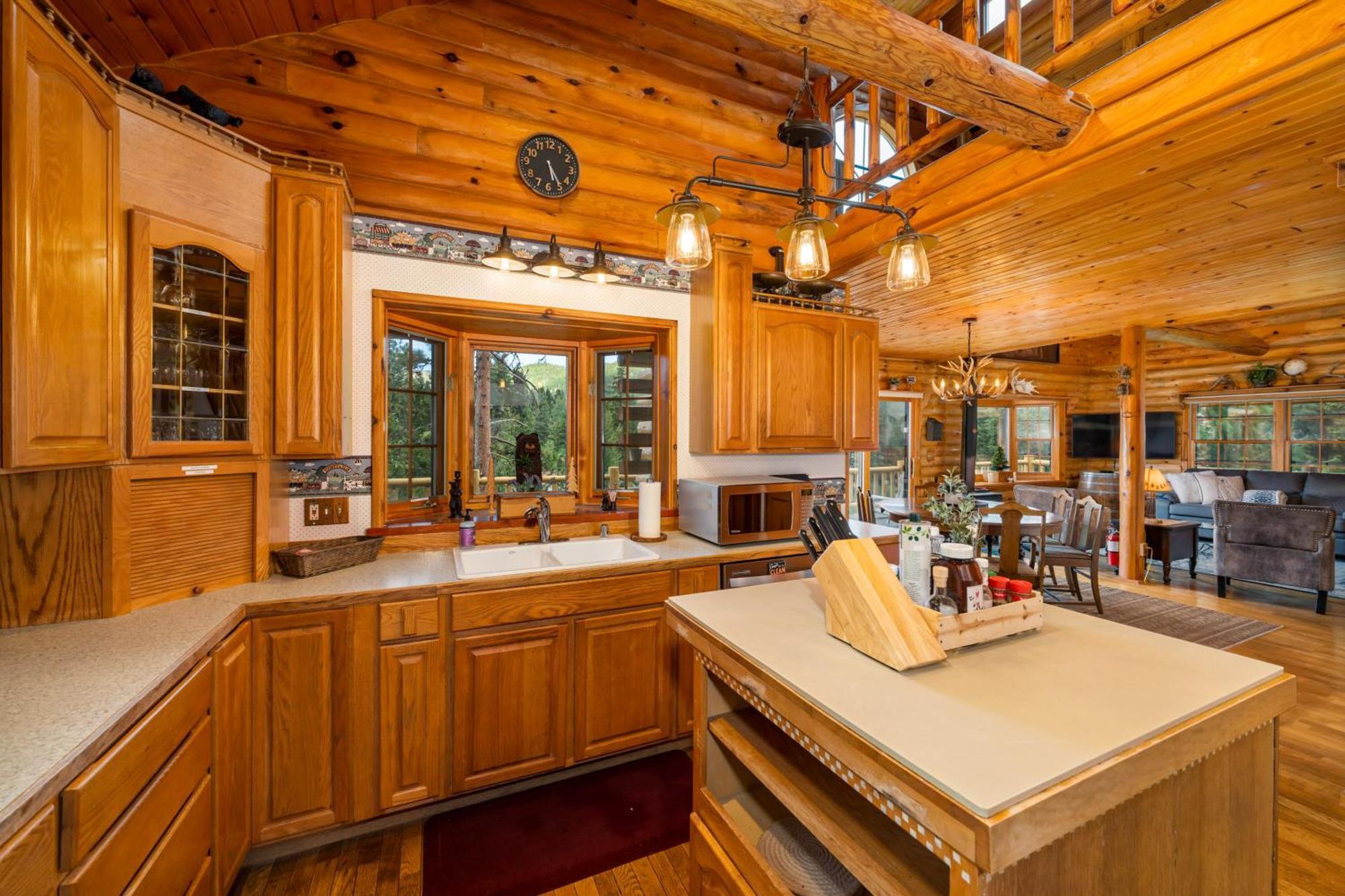 Log Cabin With Private Hot Tub On Wenatchee River! Leavenworth Exterior photo